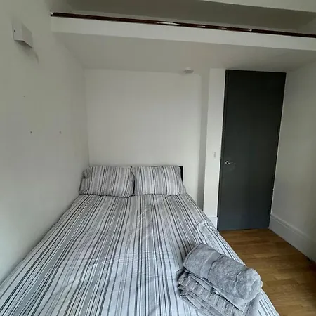 Hepworth Chambers - 2 Bedroom * Leeds (West Yorkshire)
