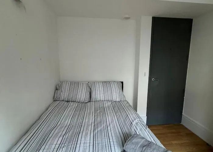 Hepworth Chambers - 2 Bedroom * Leeds (West Yorkshire)