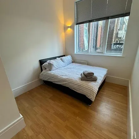 Hepworth Chambers - 2 Bedroom * Leeds (West Yorkshire)